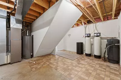 984 Delmont Avenue NW, Massillon, OH 44647 - Photo 30