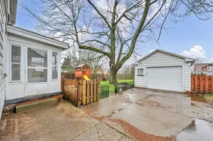 300 Russell Ave, Niles, OH 44446 - Photo 36