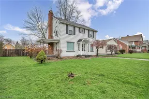 300 Russell Ave, Niles, OH 44446 - Photo 2