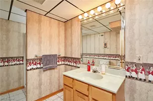 14742 King Arthurs Ct, North Royalton, OH 44133 - Photo 26