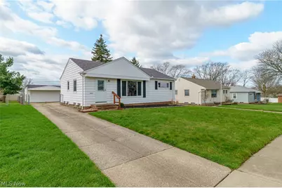 11121 Gabriella Drive, Parma, OH 44130 - Photo 24