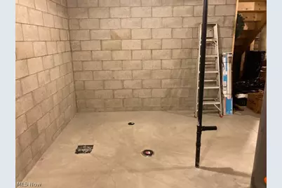 1335 Meadowbrook Drive, Dover, OH 44622 - Photo 26