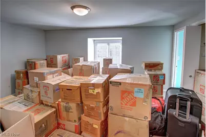 18220 Parkland Drive, Huber Heights, OH 44122 - Photo 22