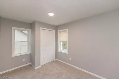1038 W 11th Street, Lorain, OH 44052 - Photo 10