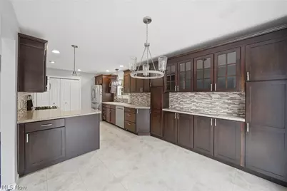 6686 Hogan Way NW, Canton, OH 44718 - Photo 16