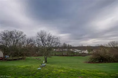 10288 Hunting Hills Avenue NE, Hartville, OH 44632 - Photo 32