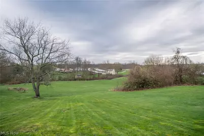 10288 Hunting Hills Avenue NE, Hartville, OH 44632 - Photo 34