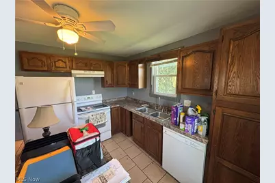 617 Florence Street, Belpre, OH 45714 - Photo 12