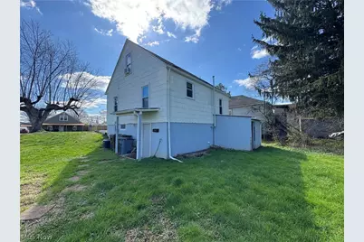 617 Florence Street, Belpre, OH 45714 - Photo 4