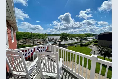 352 Main Street #B, Huron, OH 44839 - Photo 2