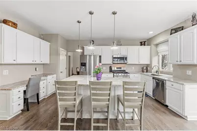 1181 Hamilton Drive, Grandview Heights, OH 44147 - Photo 6