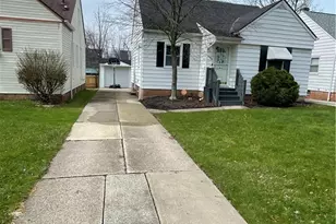 5408 Oakwood Ave, Maple Heights, OH 44137 - Photo 2