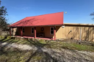 64446 Erie Rd, Salesville, OH 43778 - Photo 4