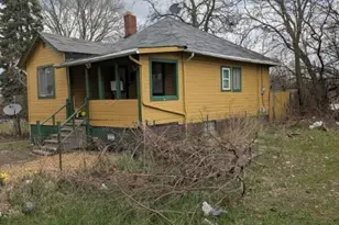 567 E 128th St, Loveland, OH 44108 - Photo 4