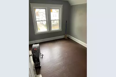 567 E 128th Street, Loveland, OH 44108 - Photo 12