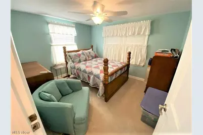 1751 Blaine Avenue, Cambridge, OH 43725 - Photo 8