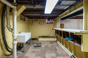 2249 Coleman Dr, Youngstown, OH 44511 - Photo 16