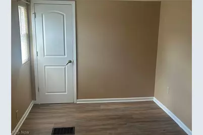 839 Orange Street, Coshocton, OH 43812 - Photo 8