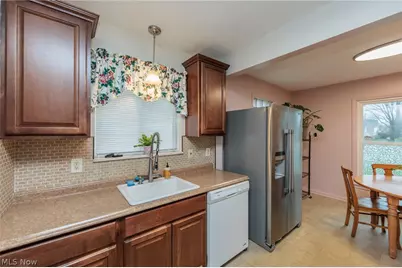 2071 Wrenford Road, South Euclid, OH 44121 - Photo 12