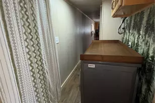 9735 Chillicothe Rd, Kirtland, OH 44094 - Photo 10