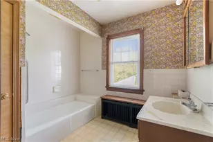 317 18th St NW, Canton, OH 44703 - Photo 24