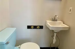 390 Doyle St, Akron, OH 44303 - Photo 10