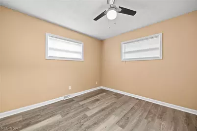 547 Willow Park Road, Elyria, OH 44035 - Photo 24