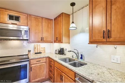 18975 Van Aken Boulevard #411, Huber Heights, OH 44122 - Photo 2