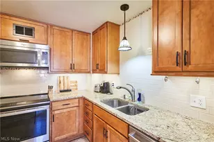 18975 Van Aken Blvd, Huber Heights, OH 44122 - Photo 2