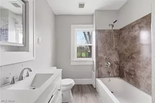 238 W North St, Akron, OH 44303 - Photo 14