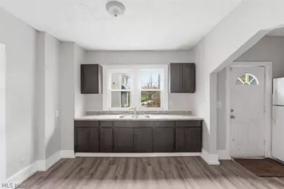 238 W North Street, Akron, OH 44303 - Photo 6