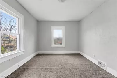 238 W North Street, Akron, OH 44303 - Photo 18