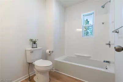 1521 Edgemoor Avenue, Akron, OH 44313 - Photo 18