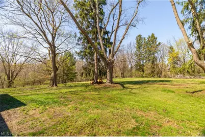 1521 Edgemoor Avenue, Akron, OH 44313 - Photo 20