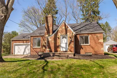 1521 Edgemoor Avenue, Akron, OH 44313 - Photo 1