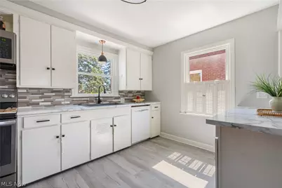 3210 Martindale Road NE, Canton, OH 44714 - Photo 8