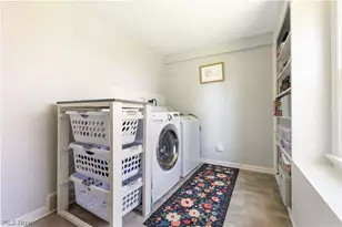 3210 Martindale Rd NE, Canton, OH 44714 - Photo 16