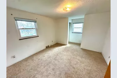 24251 Puritan Road, Euclid, OH 44123 - Photo 14