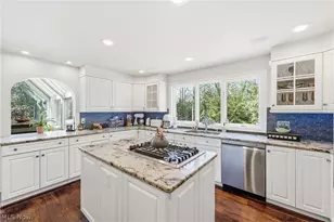 5700 Clingan Rd, Struthers, OH 44471 - Photo 6