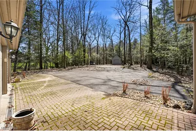 5700 Clingan Road, Struthers, OH 44471 - Photo 38