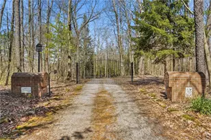 5700 Clingan Rd, Struthers, OH 44471 - Photo 50