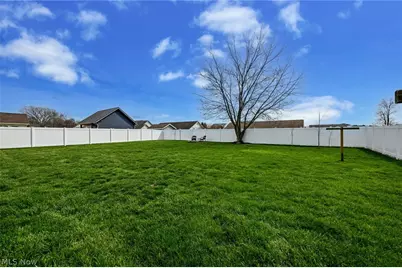 2861 Lauren Circle NW, Massillon, OH 44647 - Photo 10