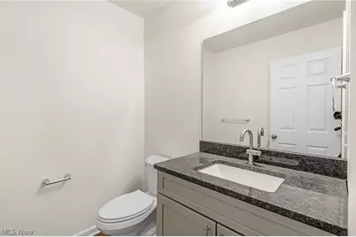 1334 Hazelwood Ave, Akron, OH 44305 - Photo 10