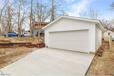1334 Hazelwood Ave, Akron, OH 44305 - Photo 26