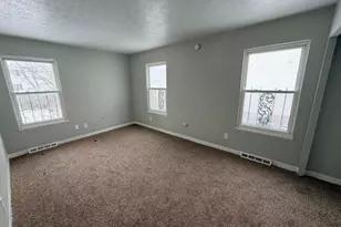 3060 Charles Carr Pl, Loveland, OH 44104 - Photo 14