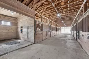 1315 Morning Star Dr, Roaming Shores, OH 44084 - Photo 4