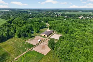 1315 Morning Star Dr, Roaming Shores, OH 44084 - Photo 8