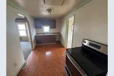1231 E 346th Street, Eastlake, OH 44095 - Photo 8