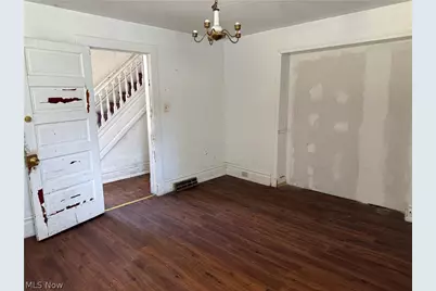 810 N 6th Avenue, Steubenville, OH 43952 - Photo 6