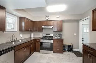 24634 Staghorn Dr, Huber Heights, OH 44146 - Photo 6